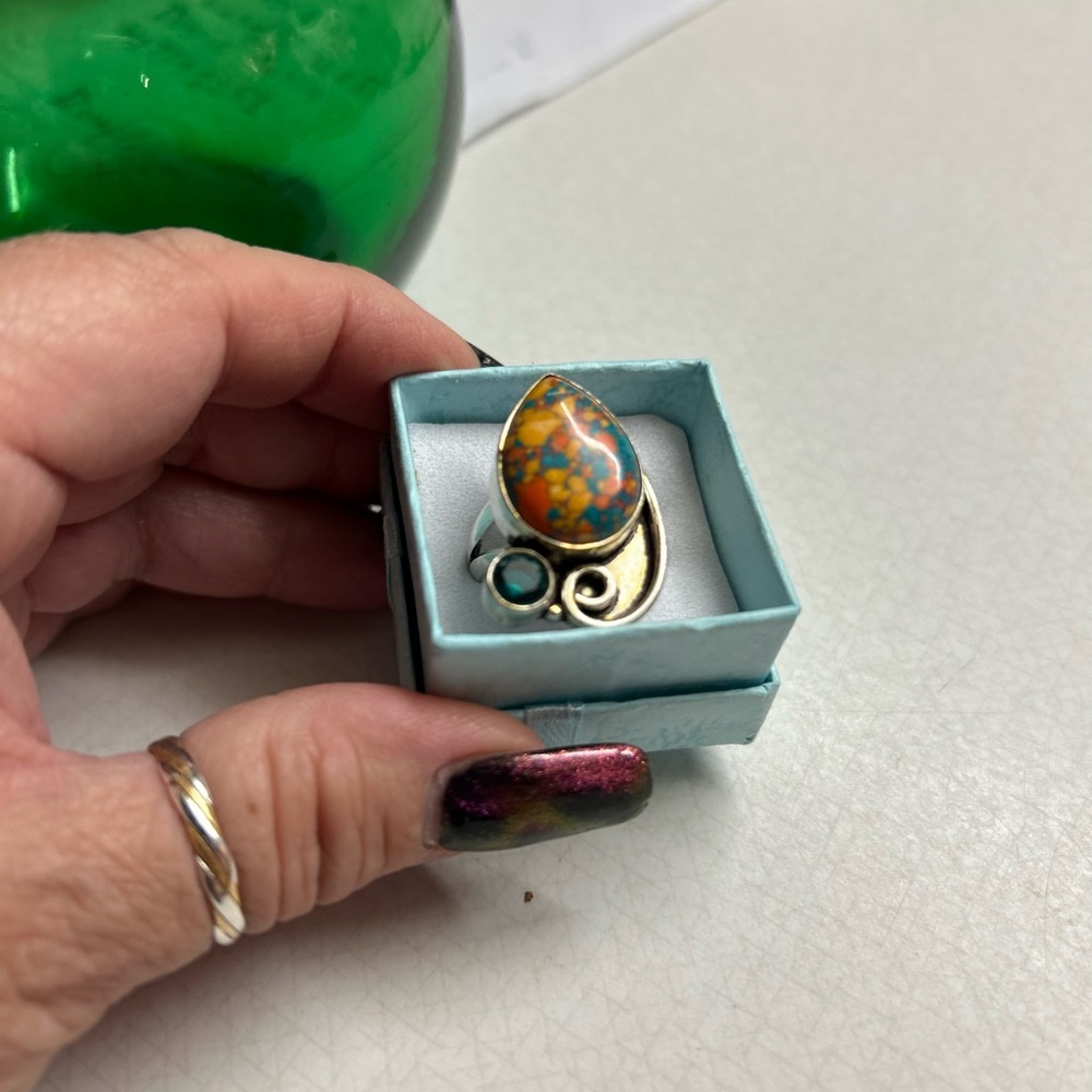 Artisan Sterling Silver Ring with Multicolor Stones Stunning piece - Picture 3 of 6